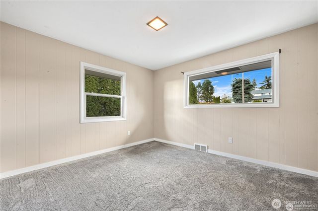 151 Bay Lyn Drive, Lynden, WA 98264