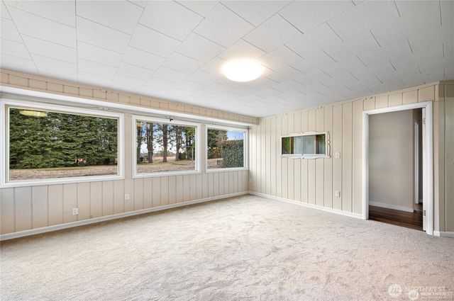 151 Bay Lyn Drive, Lynden, WA 98264