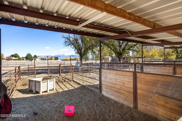 2067 Stithes Road, Las Cruces, NM 88005