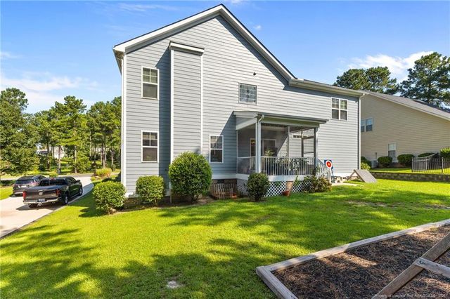 186 Valley Pines Circle, Spring Lake, NC 28390