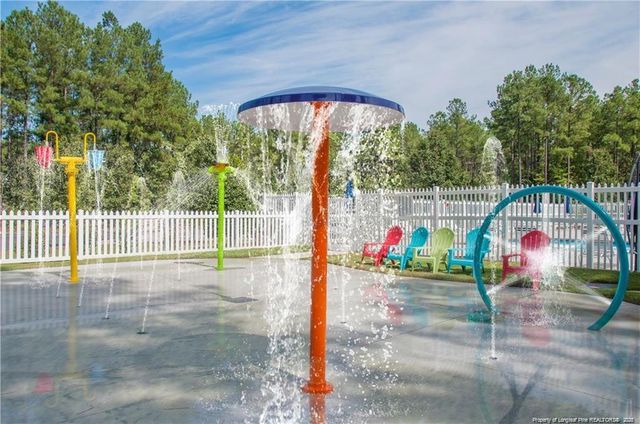 186 Valley Pines Circle, Spring Lake, NC 28390