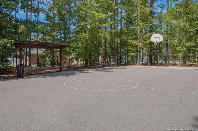 186 Valley Pines Circle, Spring Lake, NC 28390