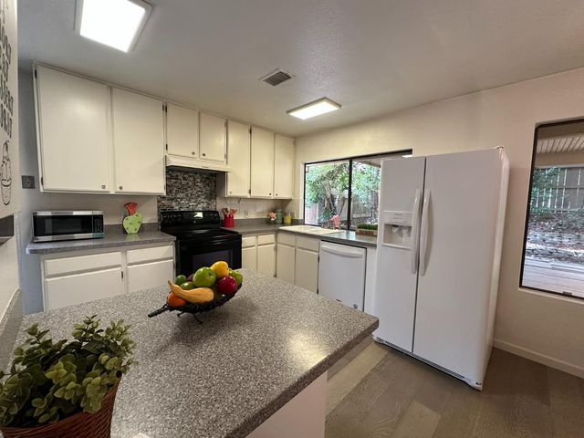 7929 Wildridge Dr, Fair Oaks, CA 95628