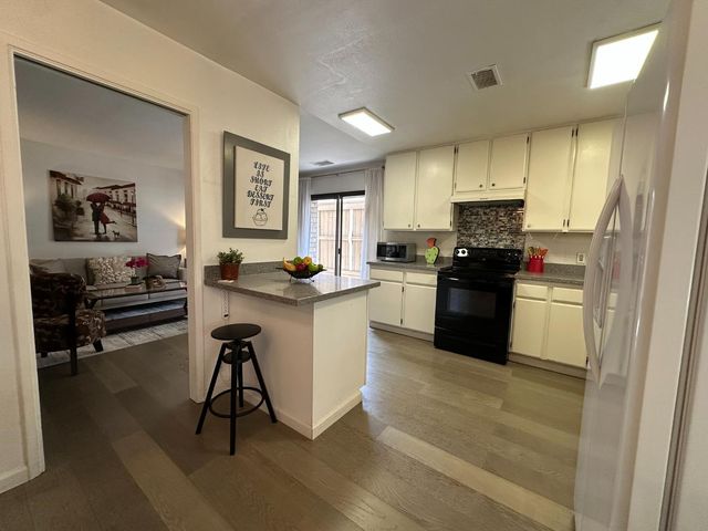 7929 Wildridge Dr, Fair Oaks, CA 95628