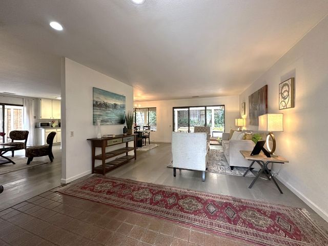 7929 Wildridge Dr, Fair Oaks, CA 95628