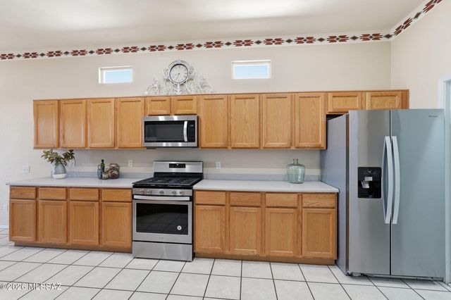306 W Continental Vista Place, Green Valley, AZ 85614