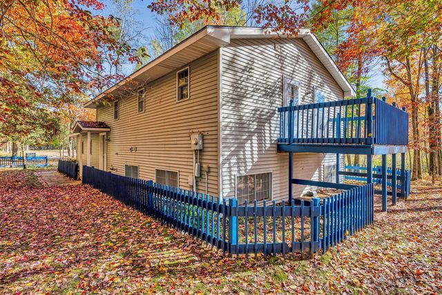 6161 Fox Run Circle 622, Canadian Lakes, MI 49346