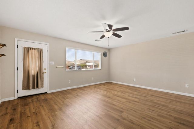 521 Oregon Street, Manteca, CA 95337