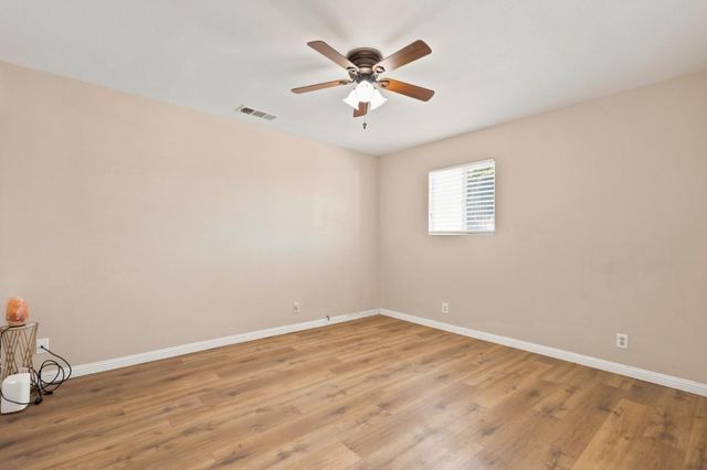 521 Oregon Street, Manteca, CA 95337