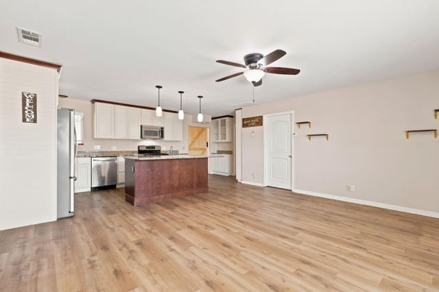521 Oregon Street, Manteca, CA 95337