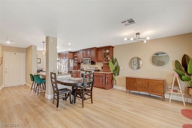 5543 Aleman Drive, Las Vegas, NV 89113