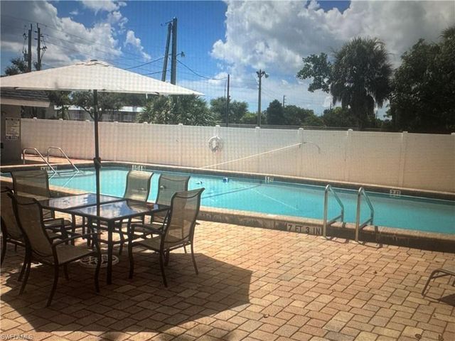 1849 Maravilla AVE A12, Fort Myers, FL 33901