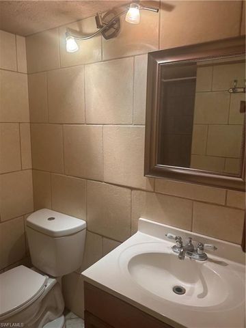 1849 Maravilla AVE A12, Fort Myers, FL 33901