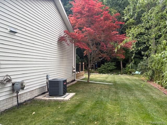 2674 Onagon Trail Trail, Waterford, MI 48328