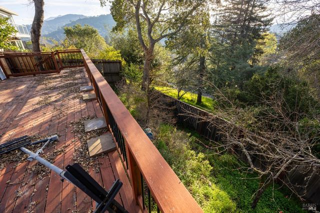 50 Hillcrest Ct, San Anselmo, CA 94960