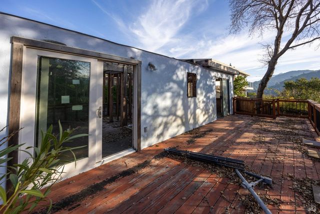 50 Hillcrest Ct, San Anselmo, CA 94960