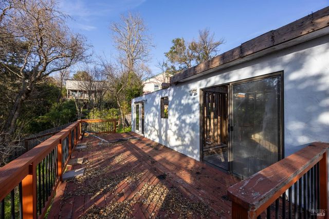 50 Hillcrest Ct, San Anselmo, CA 94960