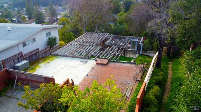 50 Hillcrest Ct, San Anselmo, CA 94960