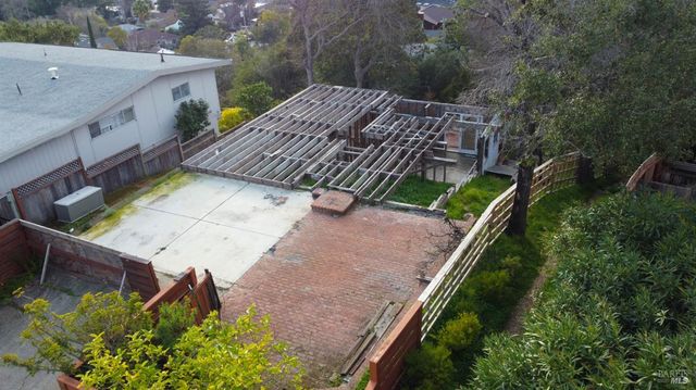 50 Hillcrest Ct, San Anselmo, CA 94960