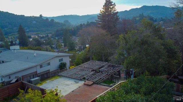 50 Hillcrest Ct, San Anselmo, CA 94960