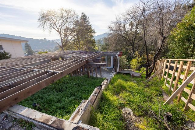 50 Hillcrest Ct, San Anselmo, CA 94960