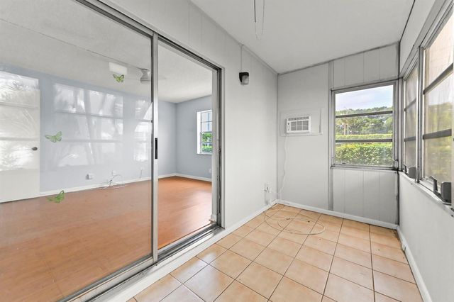 548 Capri L, Delray Beach, FL 33484