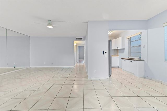 548 Capri L, Delray Beach, FL 33484