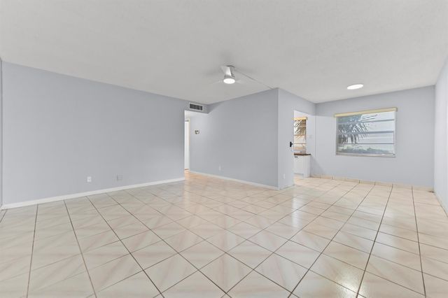 548 Capri L, Delray Beach, FL 33484