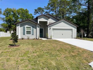 33 PINEAPPLE DRIVE, Palm Coast, FL 32164