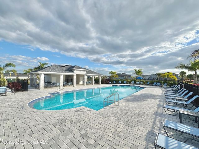 386 Glaspell Circle SE, Palm Bay, FL 32909