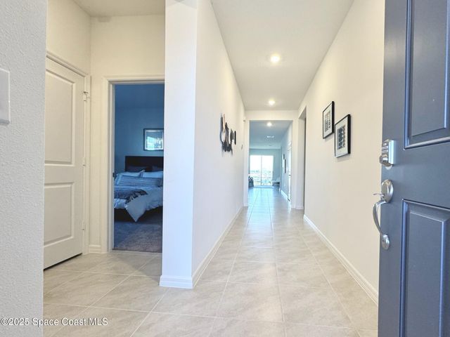 386 Glaspell Circle SE, Palm Bay, FL 32909