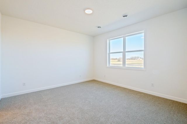 5198 Long Pointe Bay, Woodbury, MN 55129