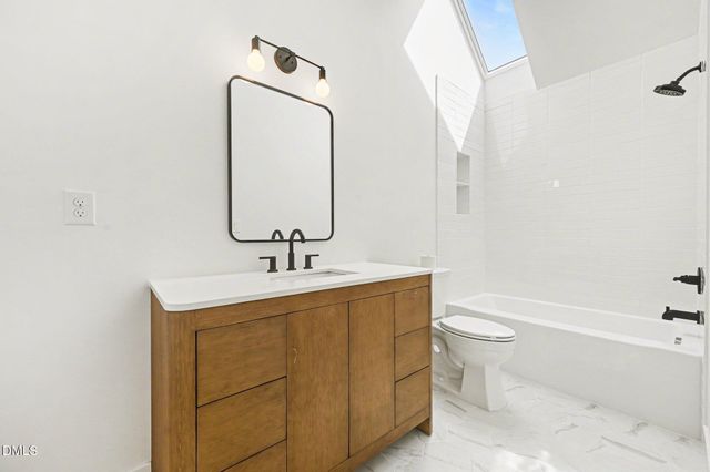 166 Daphine Drive, Hillsborough, NC 27278