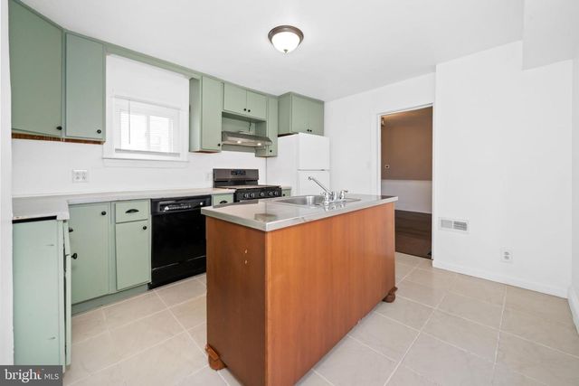 108 MAFFITT ST, Elkton, MD 21921