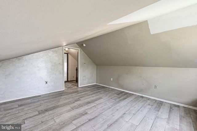 30 GLOVER AVE, Mount Ephraim, NJ 08059