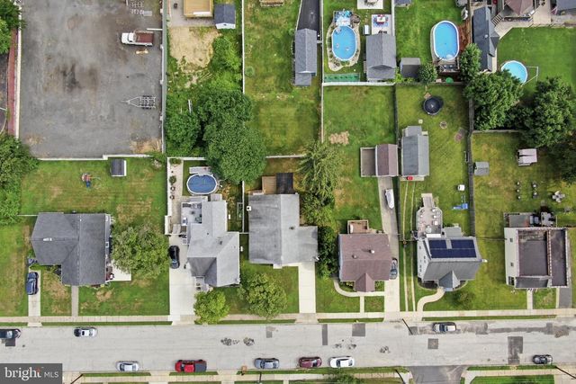 30 GLOVER AVE, Mount Ephraim, NJ 08059