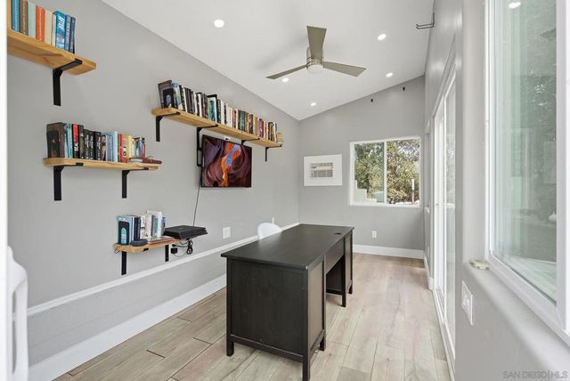 10243 Canyon, Escondido, CA 92026