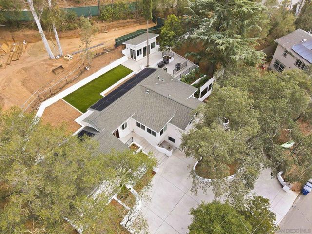 10243 Canyon, Escondido, CA 92026