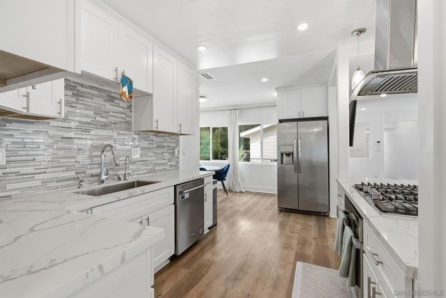 10243 Canyon, Escondido, CA 92026
