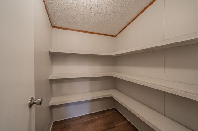 912 Skylark Drive, Granbury, TX 76049