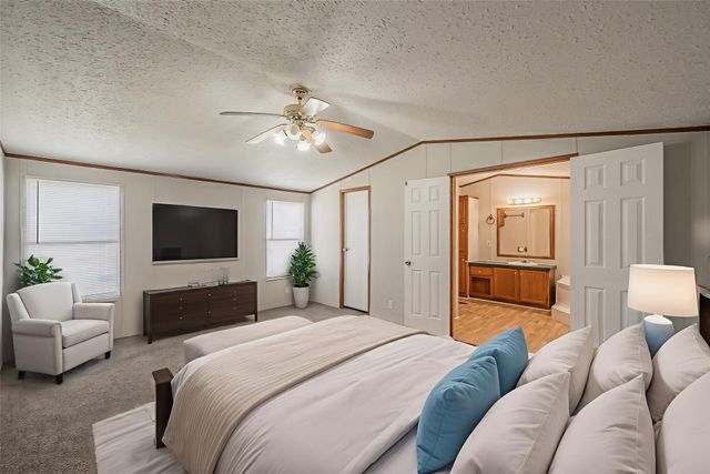 912 Skylark Drive, Granbury, TX 76049