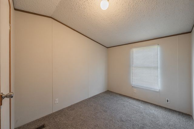 912 Skylark Drive, Granbury, TX 76049