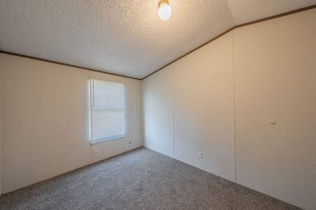 912 Skylark Drive, Granbury, TX 76049