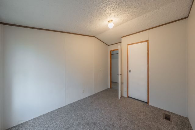 912 Skylark Drive, Granbury, TX 76049