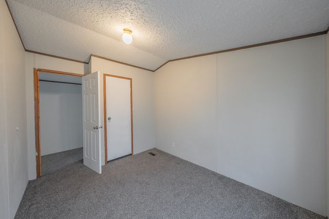 912 Skylark Drive, Granbury, TX 76049