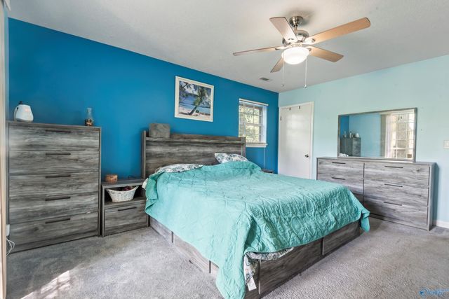 1611 SW Runnymead Avenue, Decatur, AL 35601