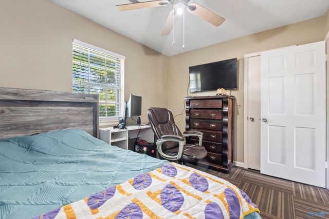 1611 SW Runnymead Avenue, Decatur, AL 35601