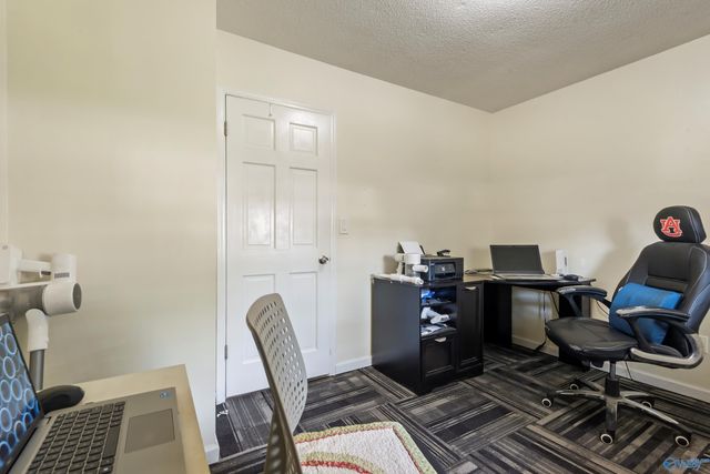 1611 SW Runnymead Avenue, Decatur, AL 35601