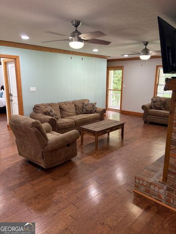105 Braemar Drive, Fayetteville, GA 30215