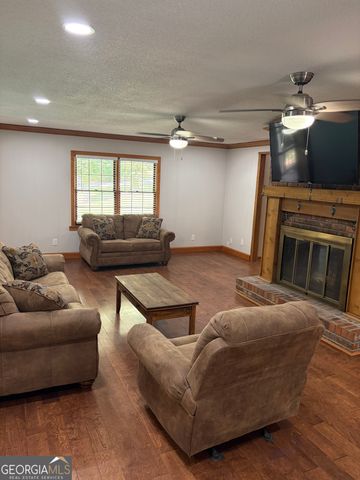 105 Braemar Drive, Fayetteville, GA 30215